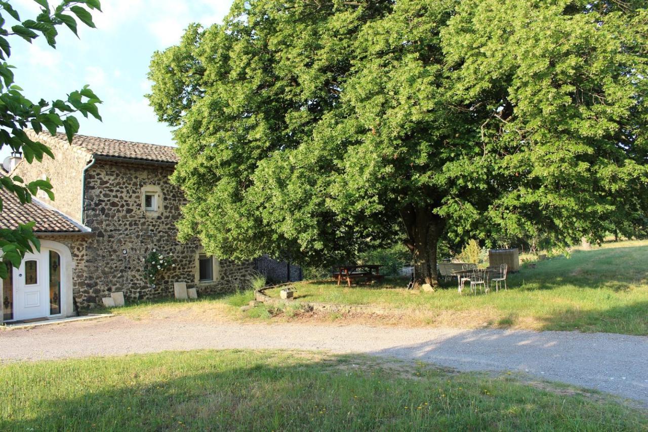 L'Attrape Reve Bed and Breakfast Saint-Vincent-de-Barres Εξωτερικό φωτογραφία
