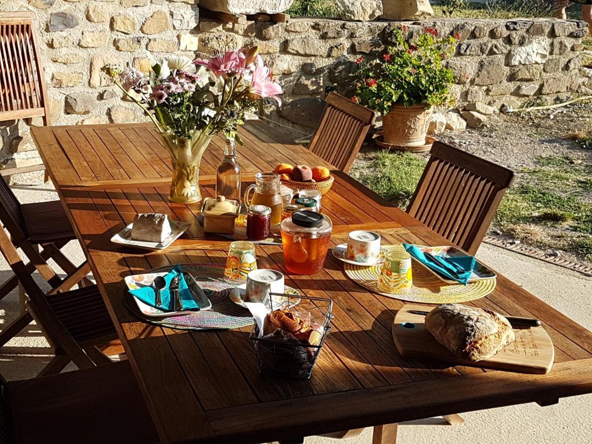 L'Attrape Reve Bed and Breakfast Saint-Vincent-de-Barres Εξωτερικό φωτογραφία